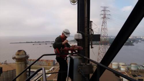 Soporte 365 hombre trabajando